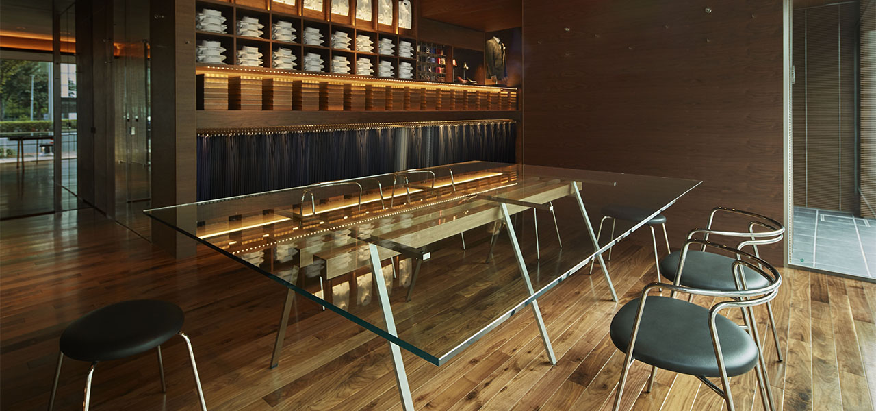 青山店 | オーダースーツブランドDIFFERENCE（ディファレンス）